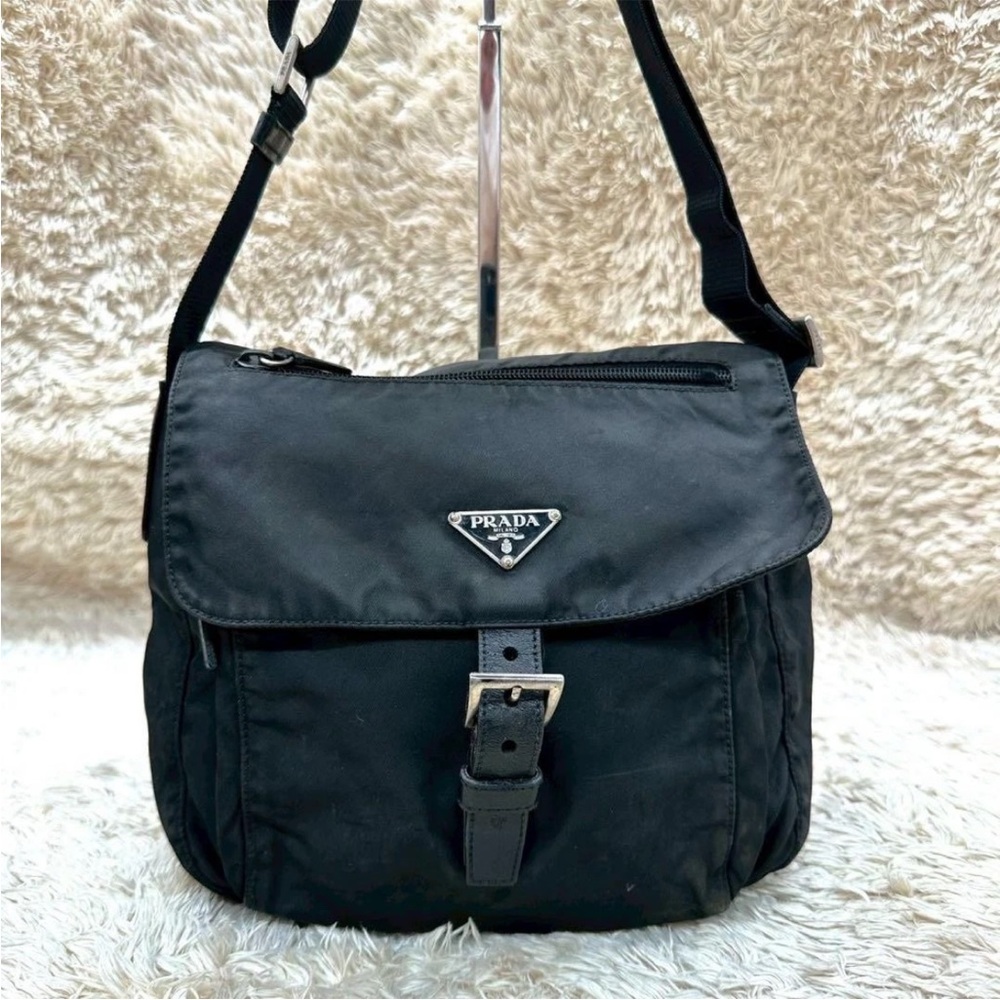 Prada Black Nylon Crossbody Bag Unisex - Picture 2 of 11